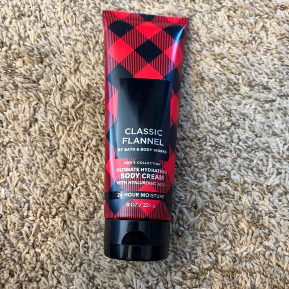 Bath & Body Works Classic Flannel Ultimate Hydration Body Cream - Picture 1 of 2